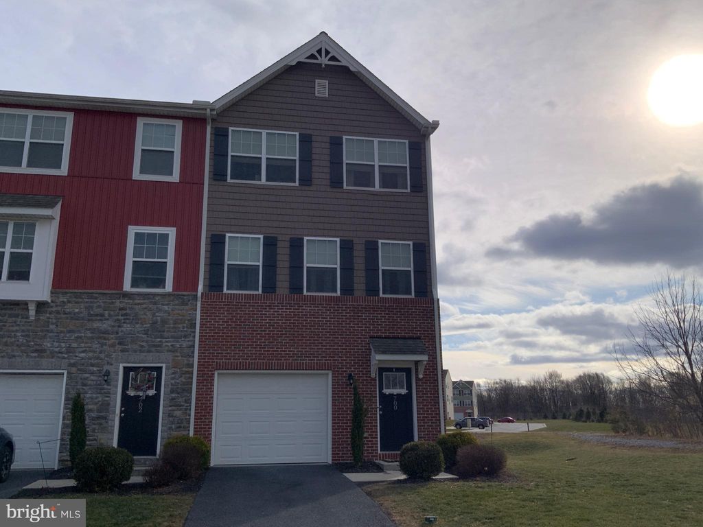 Photo of 700 Admirals Quay Drive, MECHANICSBURG, PA 17050 (MLS # PACB2049514)