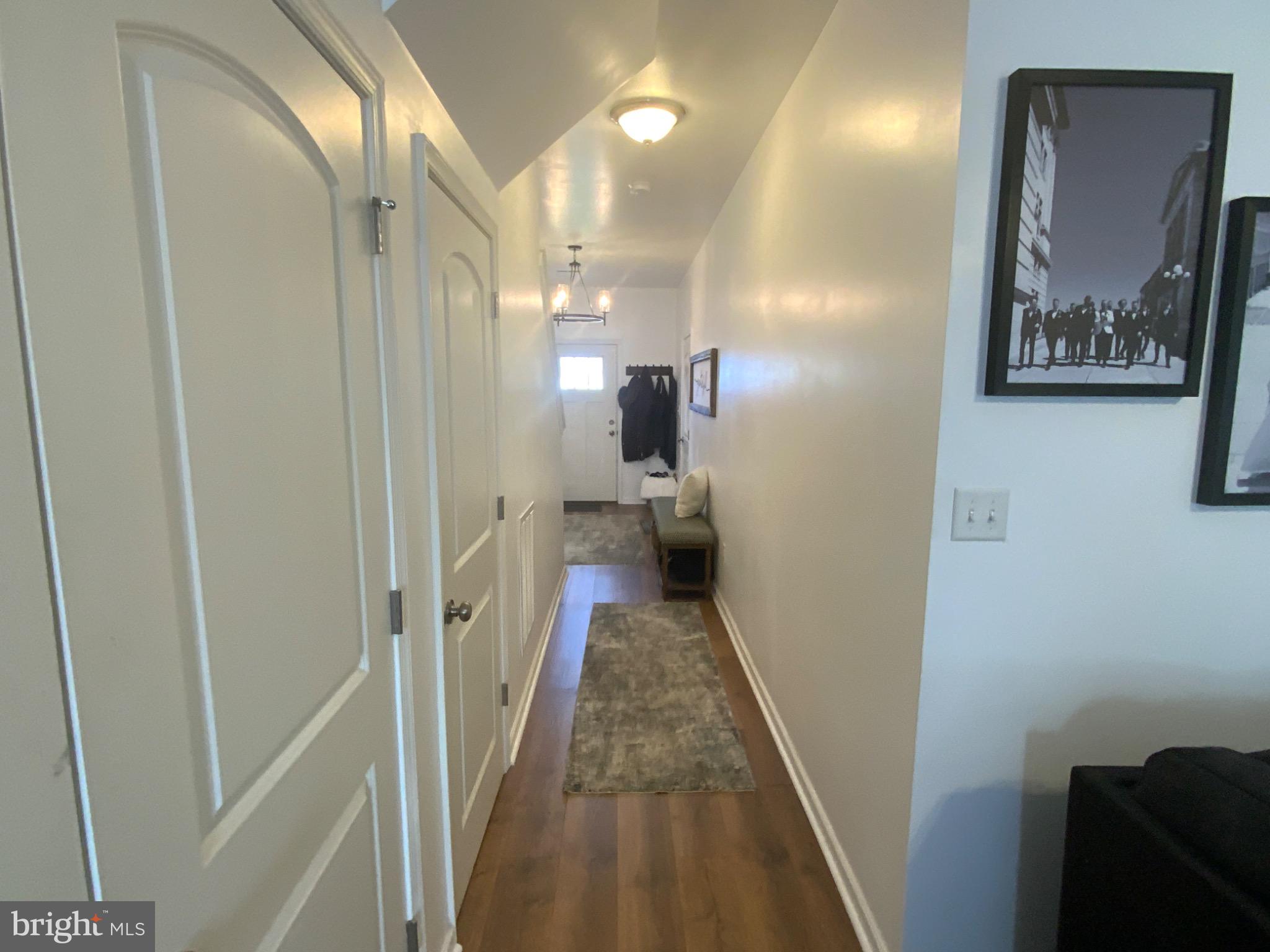 ADMIRALS QUAY - Residential