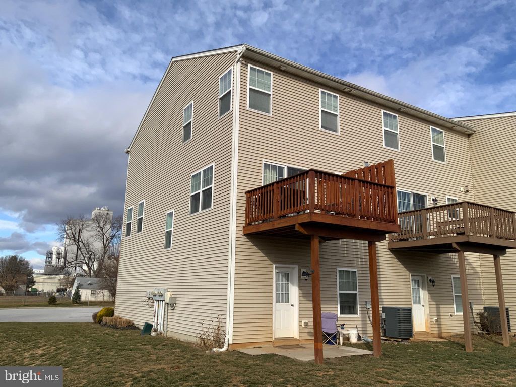 Photo of 700 Admirals Quay Drive, MECHANICSBURG, PA 17050 (MLS # PACB2049514)
