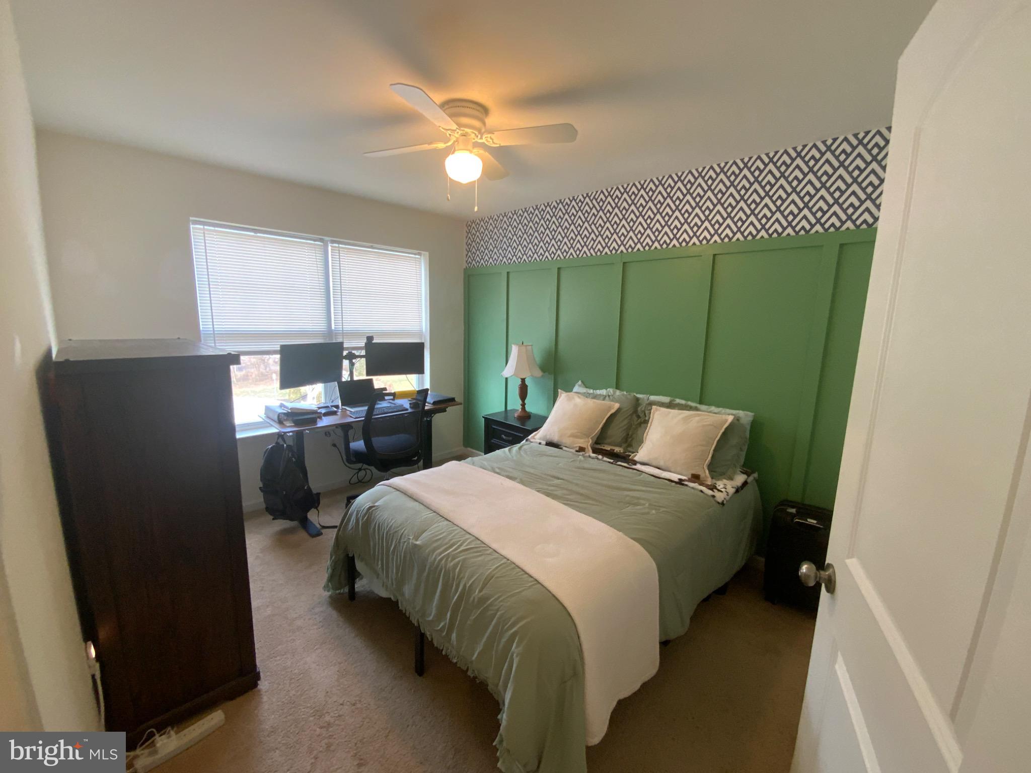 ADMIRALS QUAY - Residential