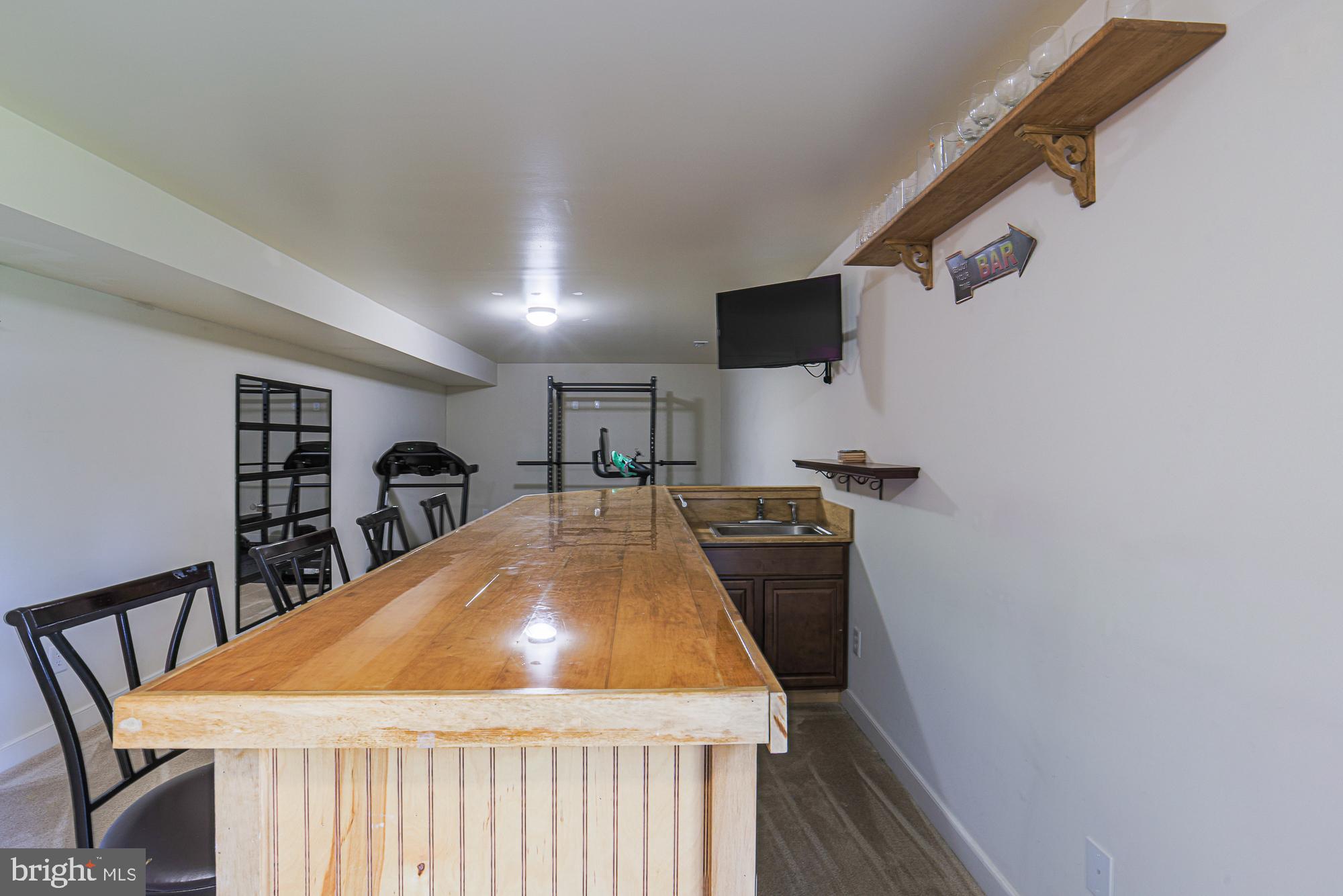 JOYCE ESTATES - Residential