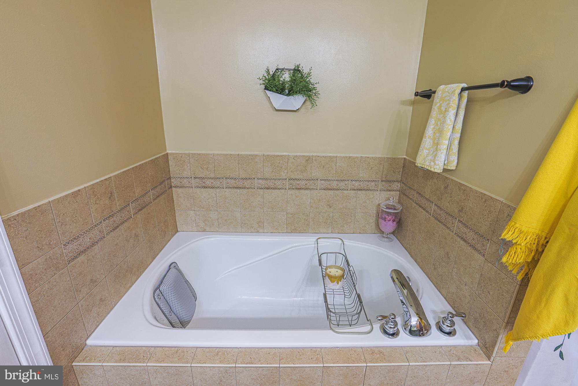 JOYCE ESTATES - Residential