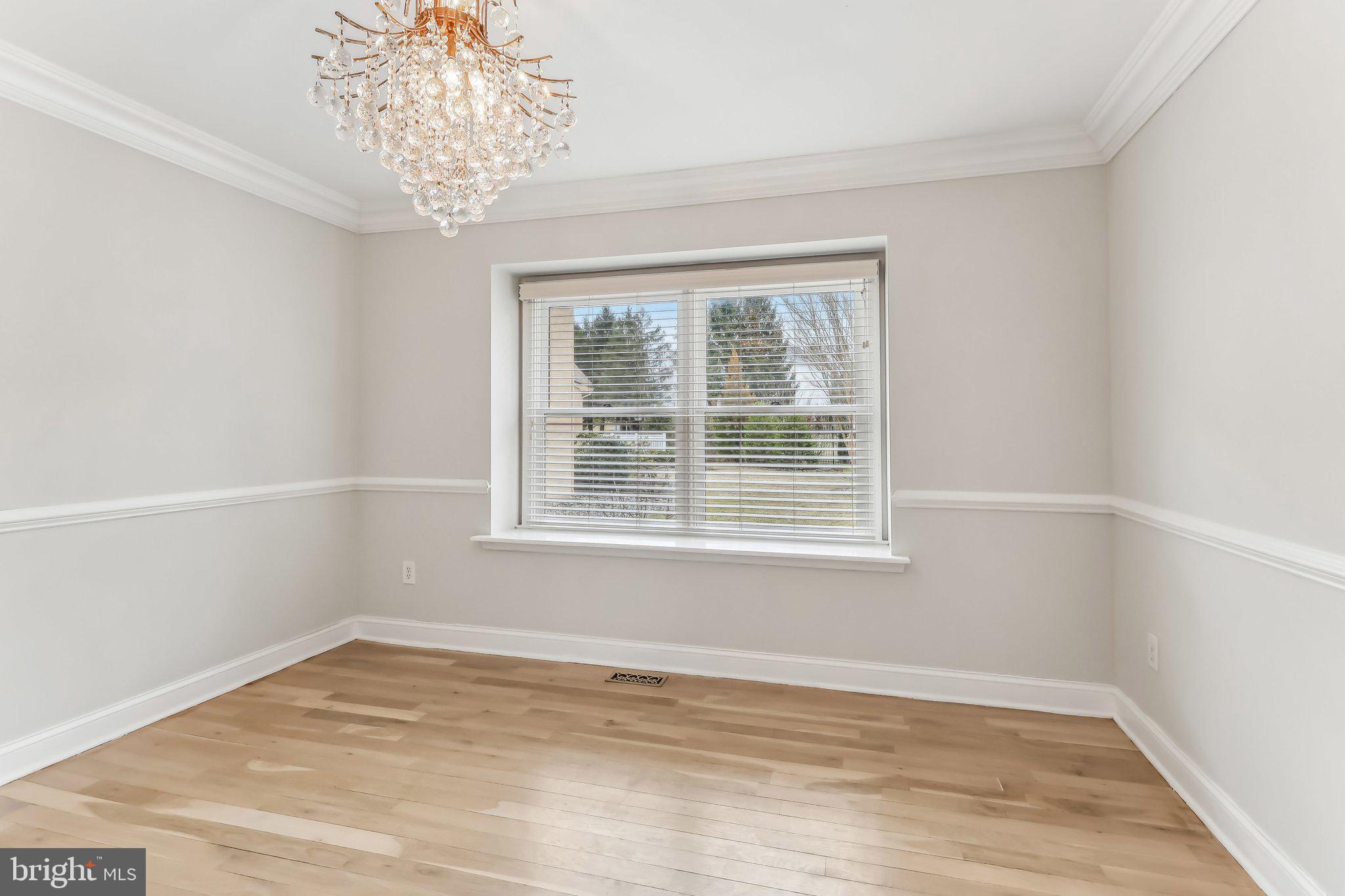 FRENCHMANS POINTE - Residential