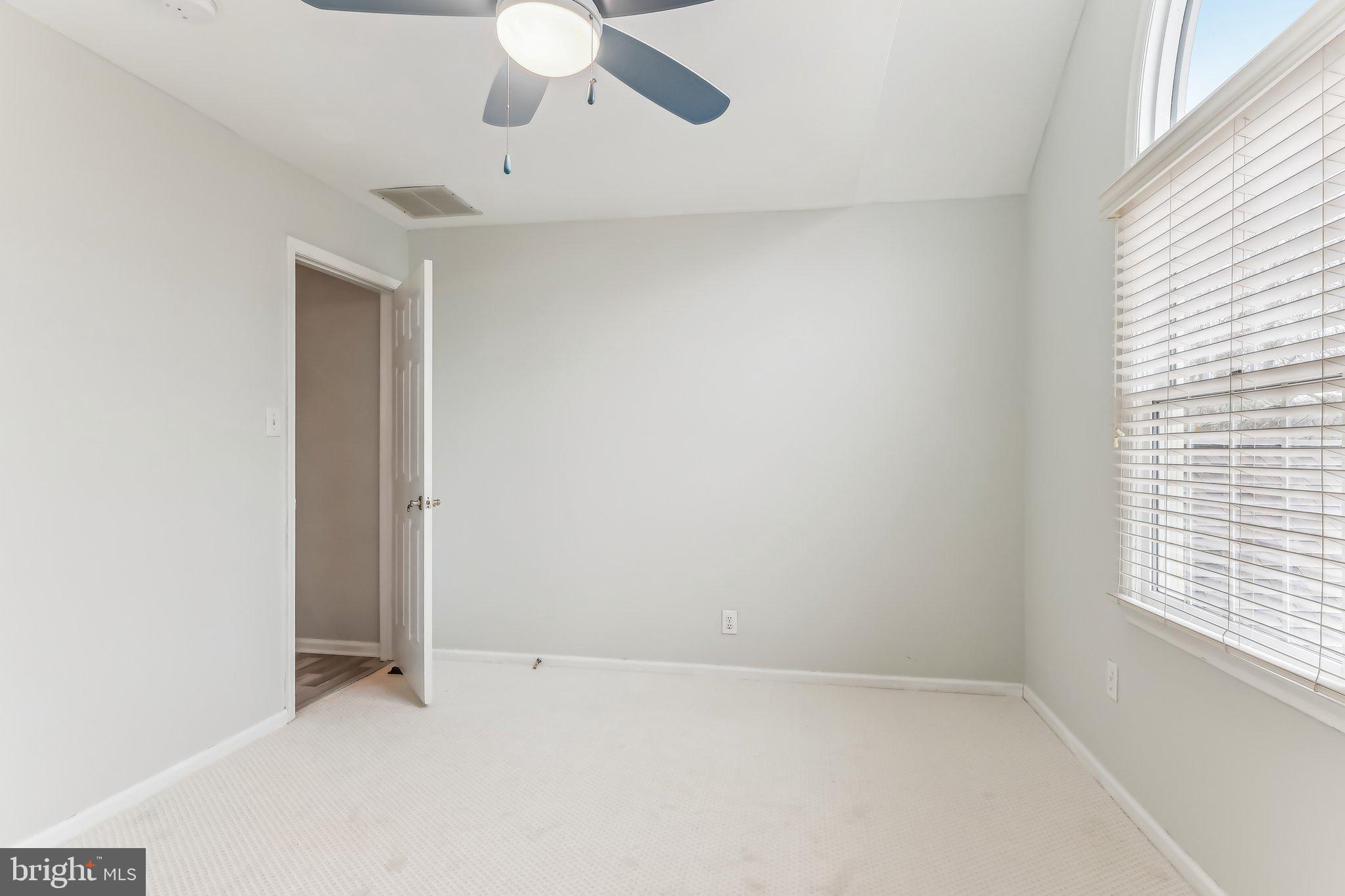 FRENCHMANS POINTE - Residential