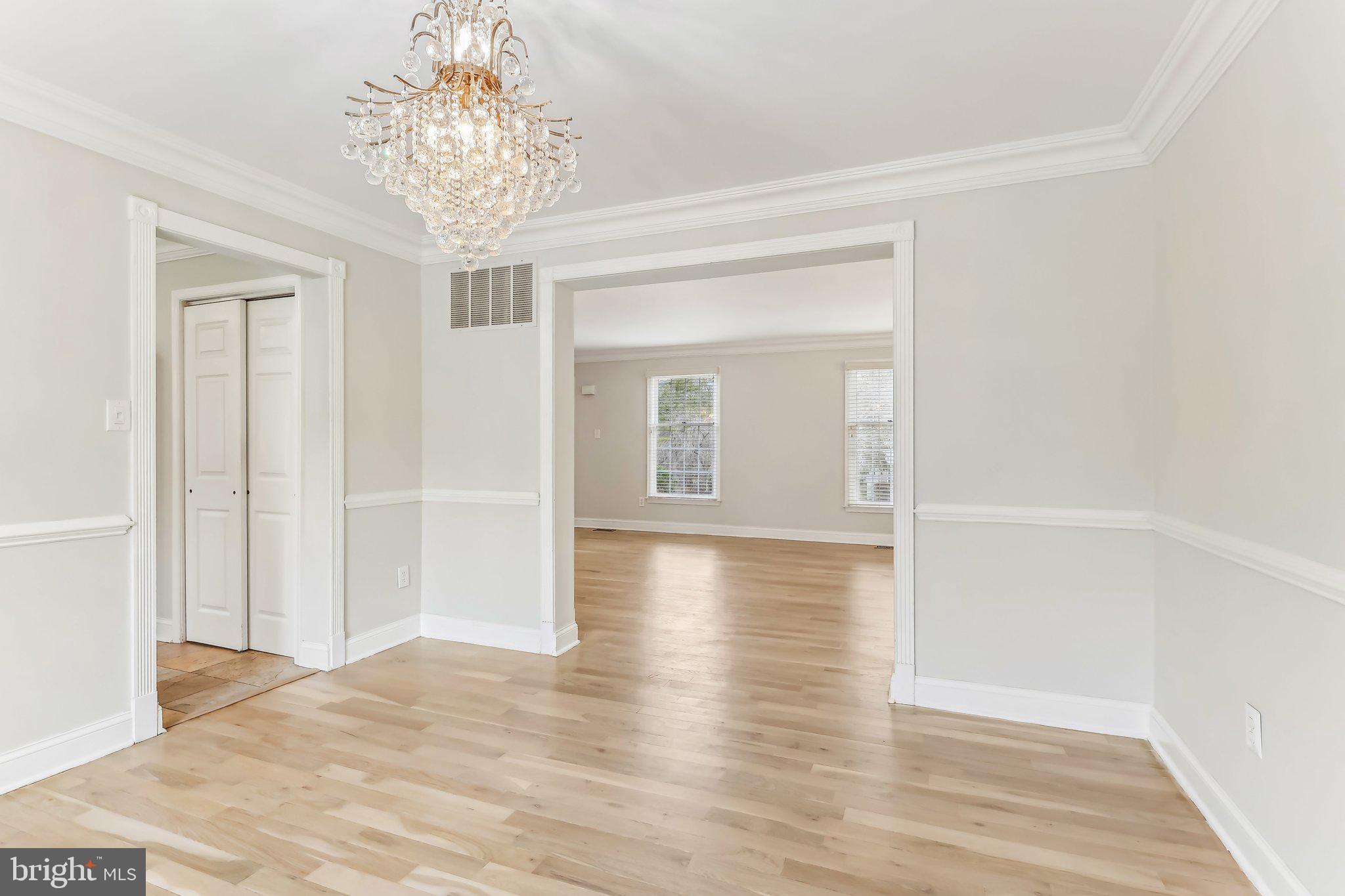 FRENCHMANS POINTE - Residential