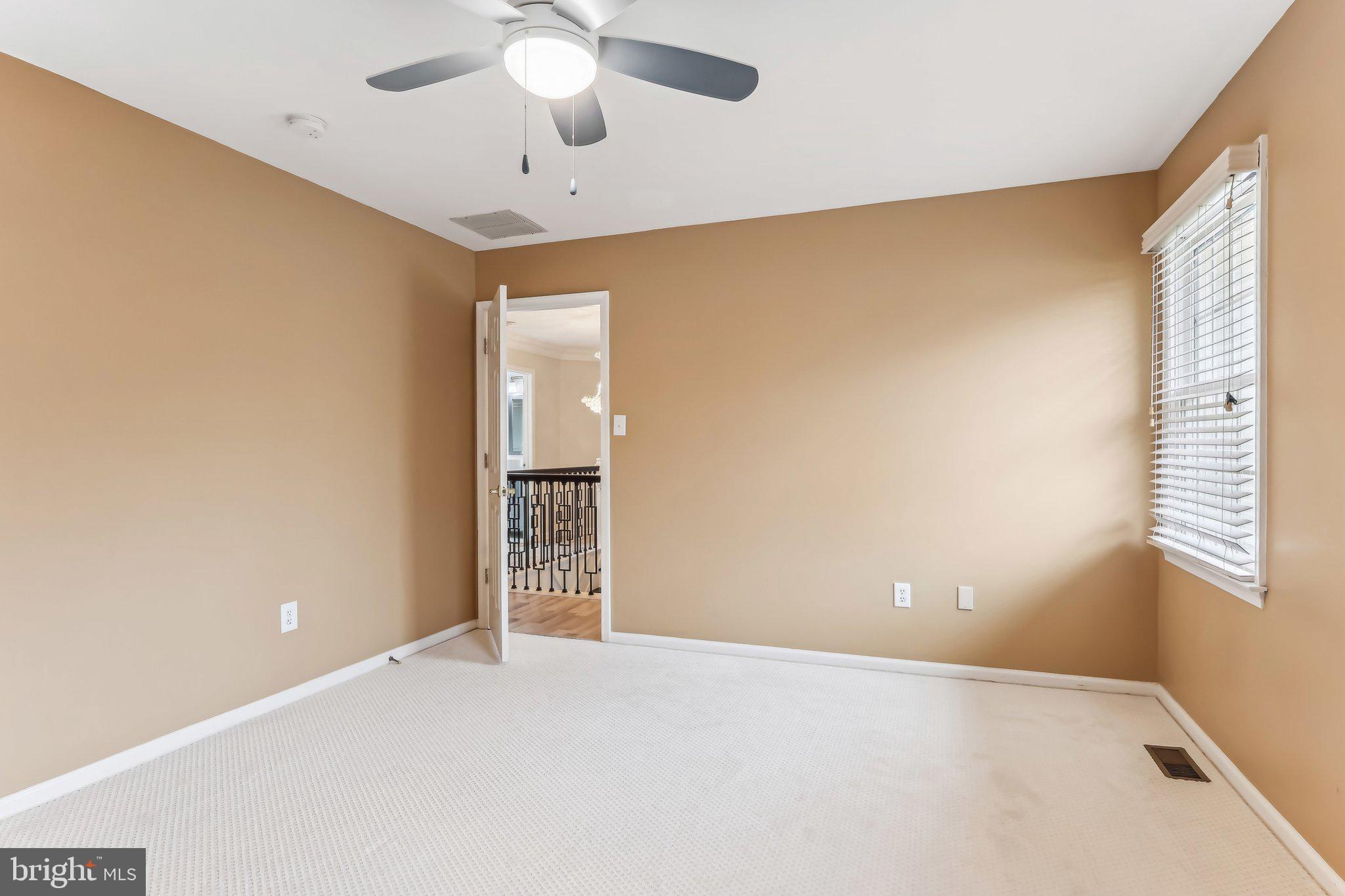 FRENCHMANS POINTE - Residential