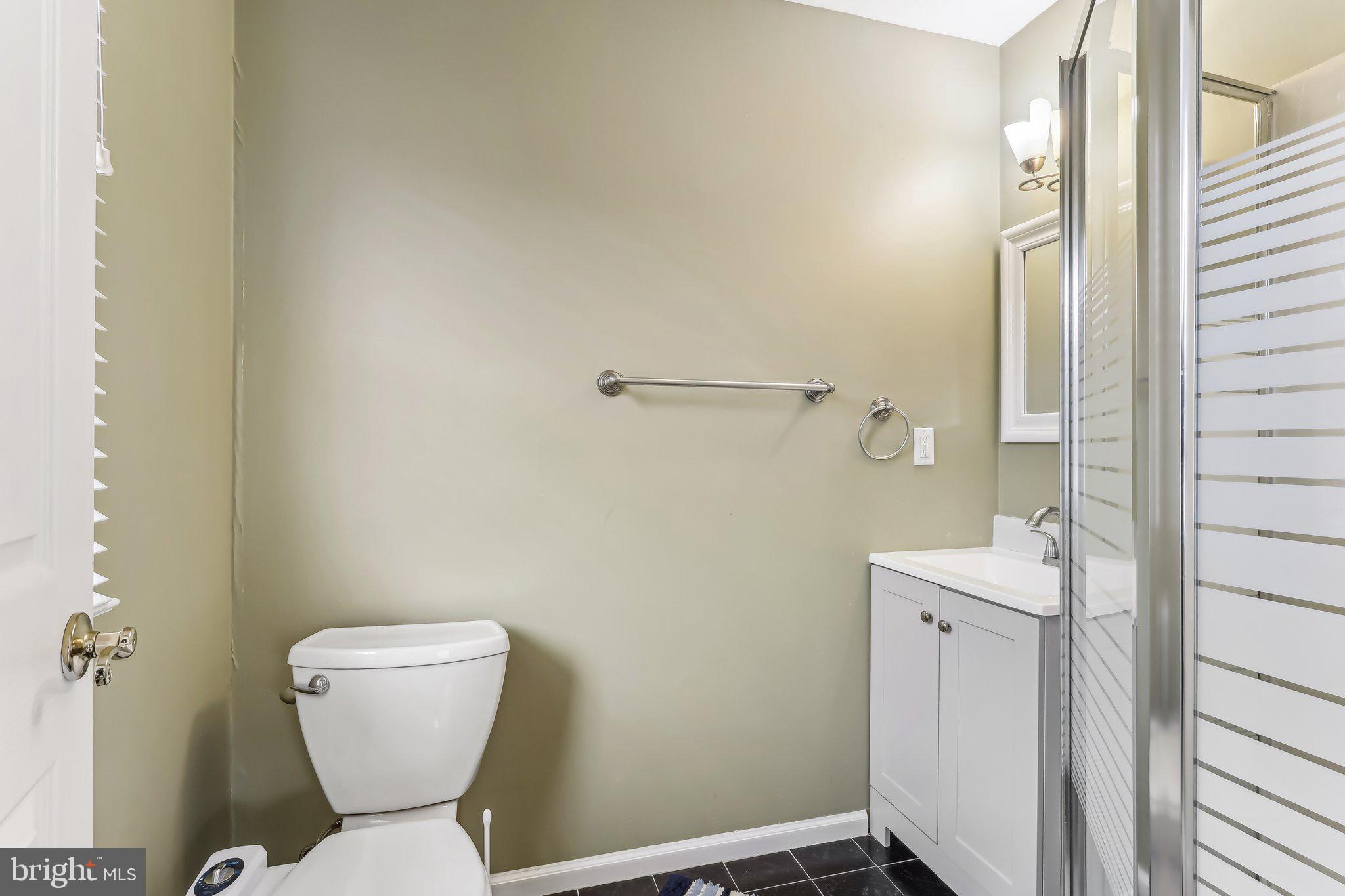 FRENCHMANS POINTE - Residential