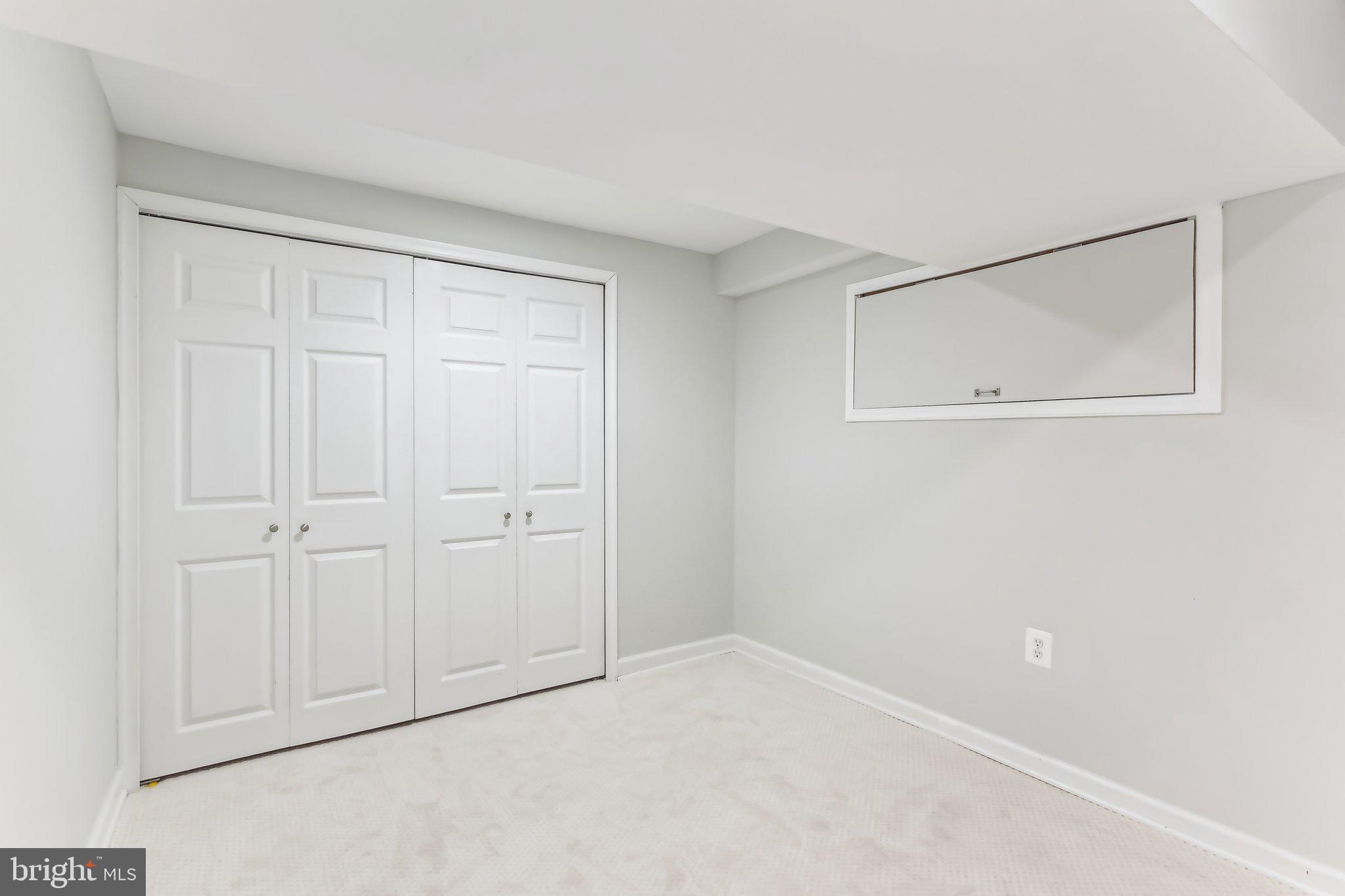 FRENCHMANS POINTE - Residential