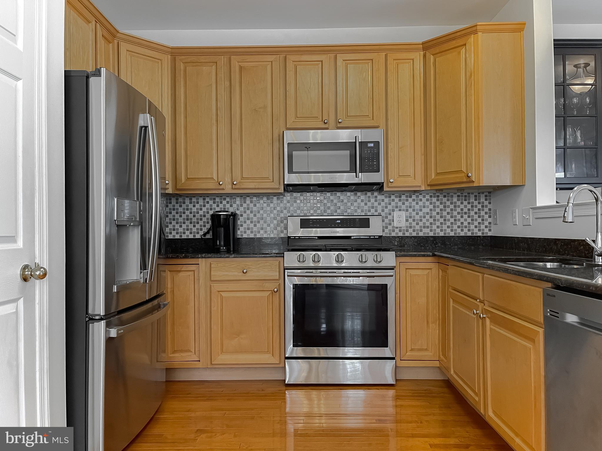 CEDAR COVE - Residential