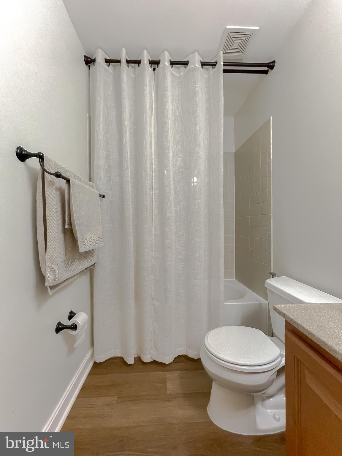 CEDAR COVE - Residential