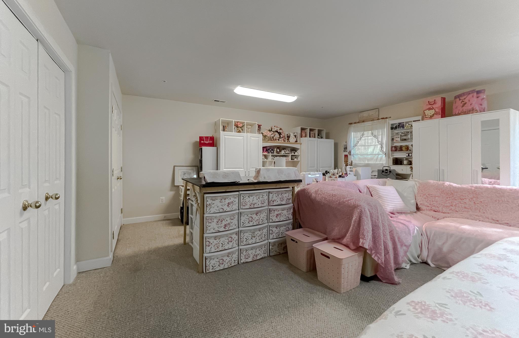 CEDAR COVE - Residential