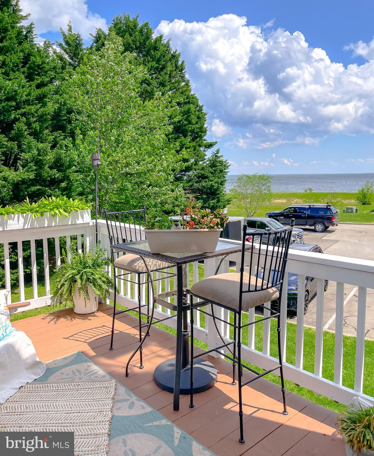 CEDAR COVE - Residential