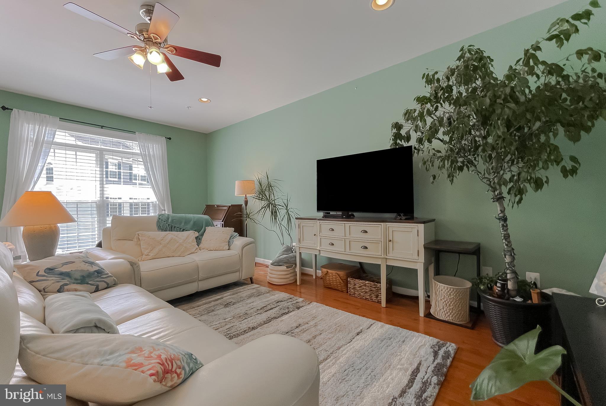 CEDAR COVE - Residential