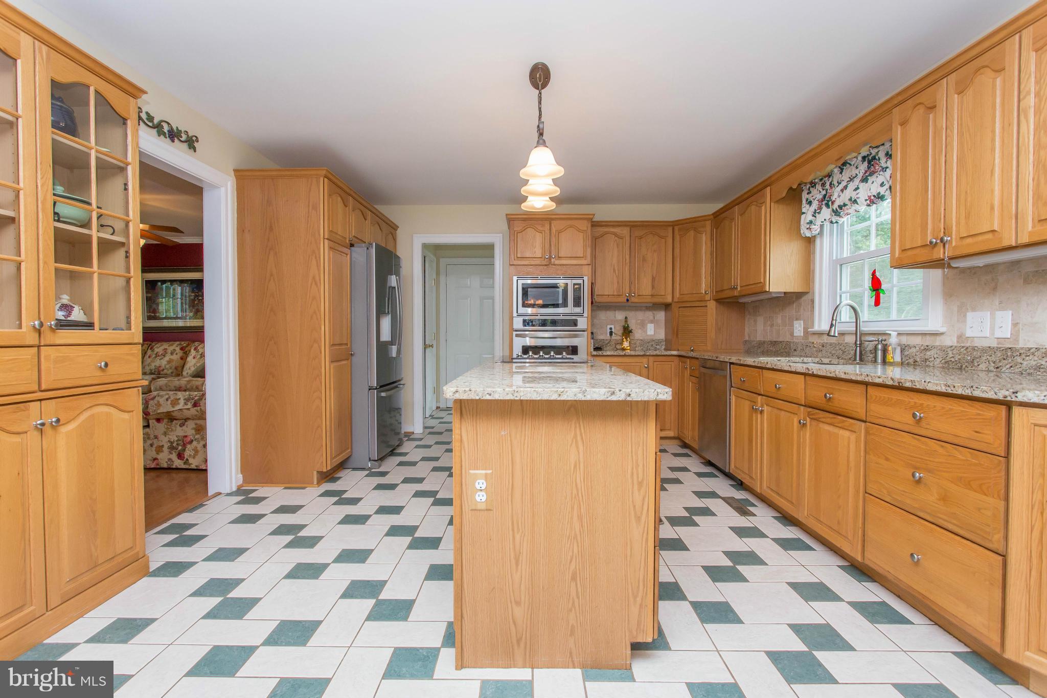 WOODLAWN - Residential