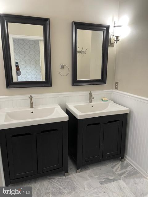 ISLAND CREEK - Residential Lease