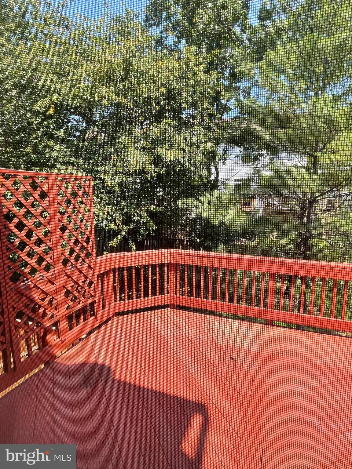 ISLAND CREEK - Residential Lease