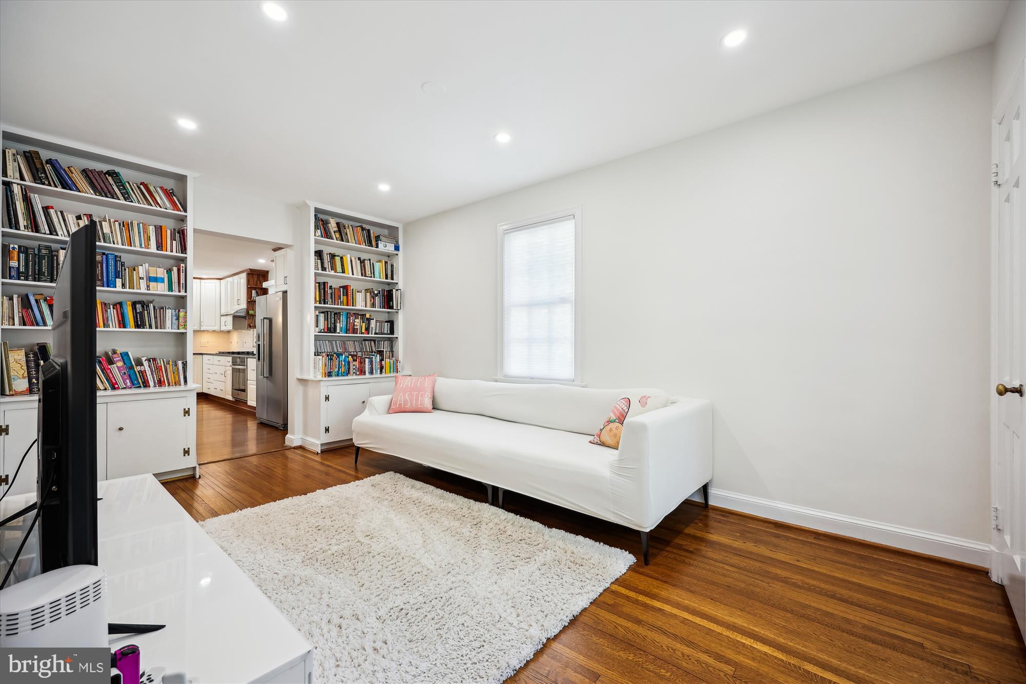 WOODACRES - Residential