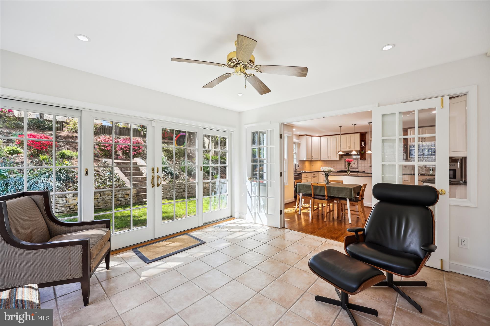 WOODACRES - Residential