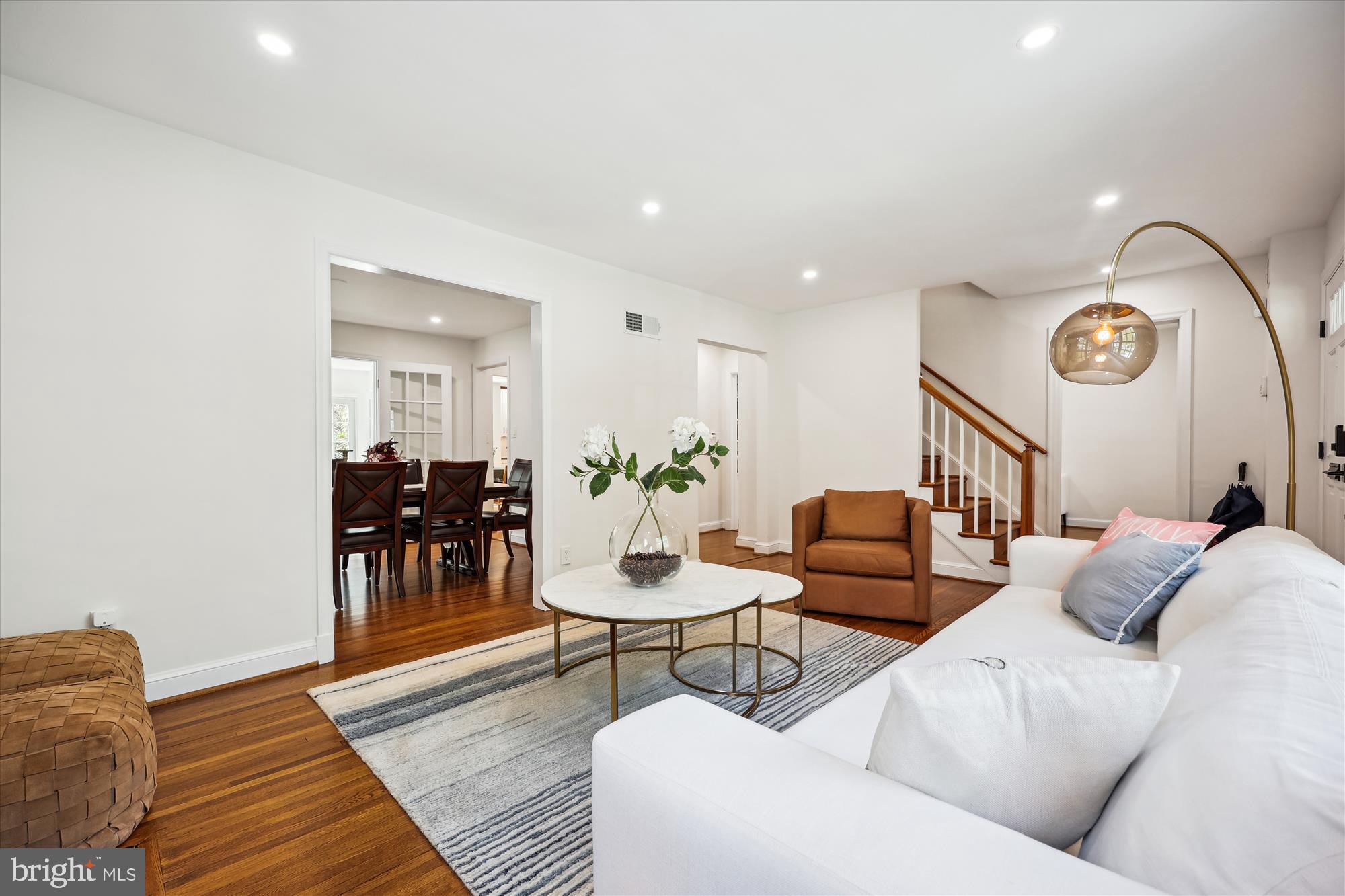 WOODACRES - Residential