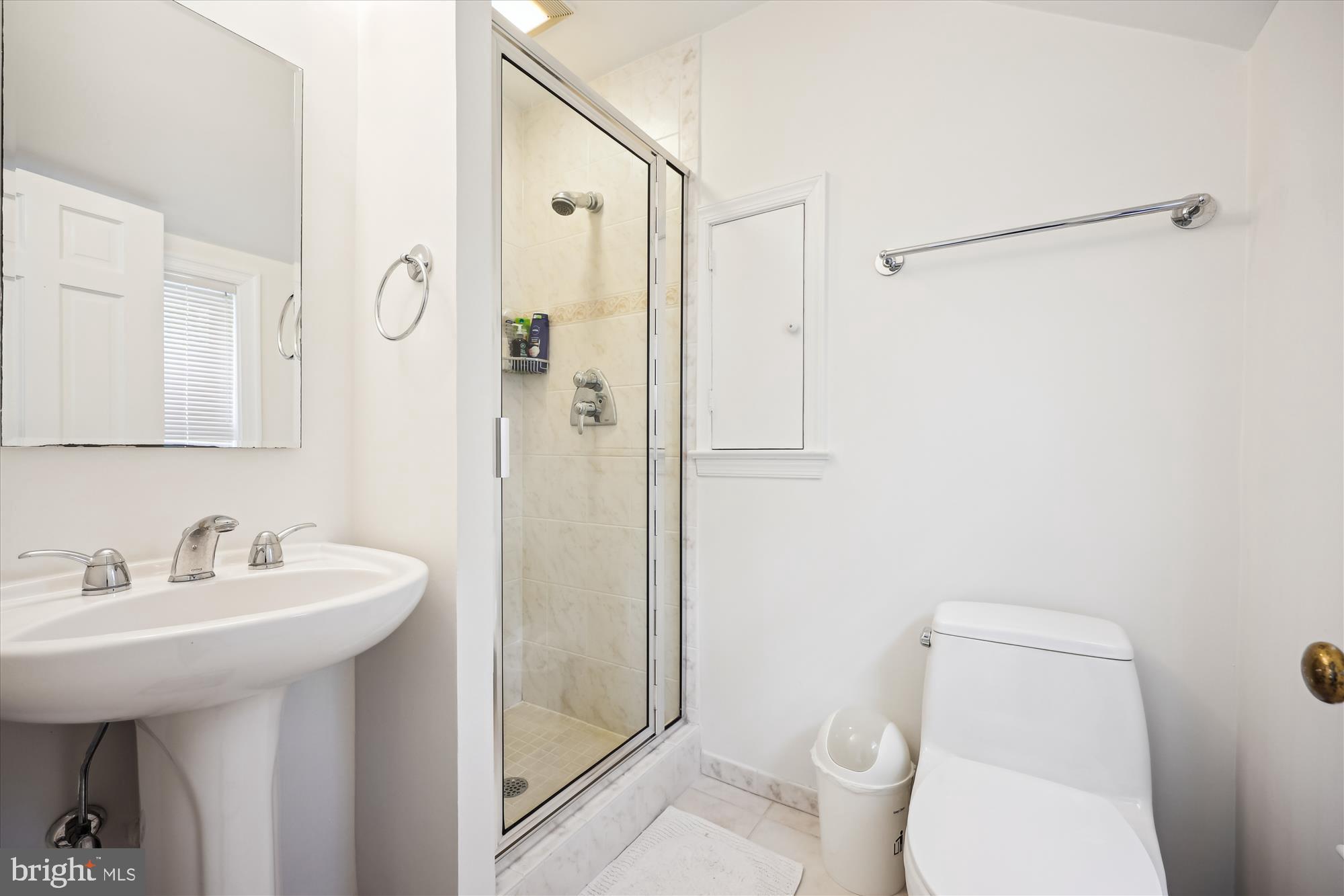 WOODACRES - Residential