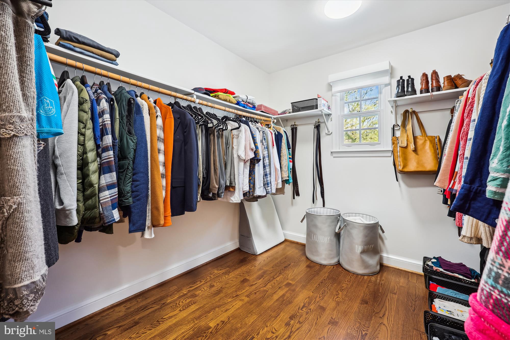 WOODACRES - Residential