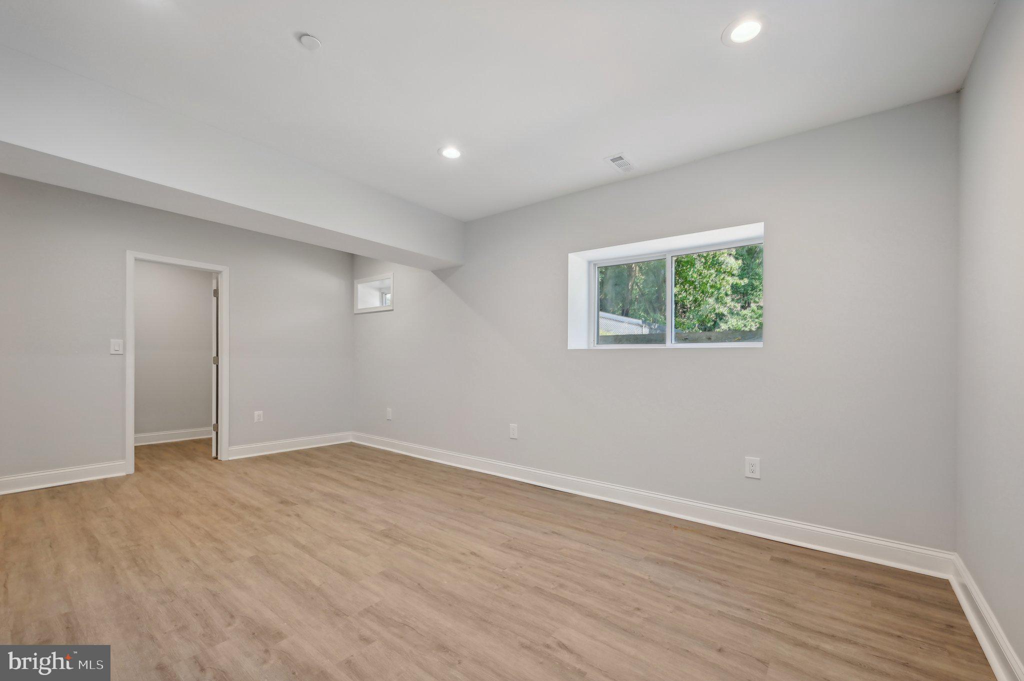 PARKTON - Residential