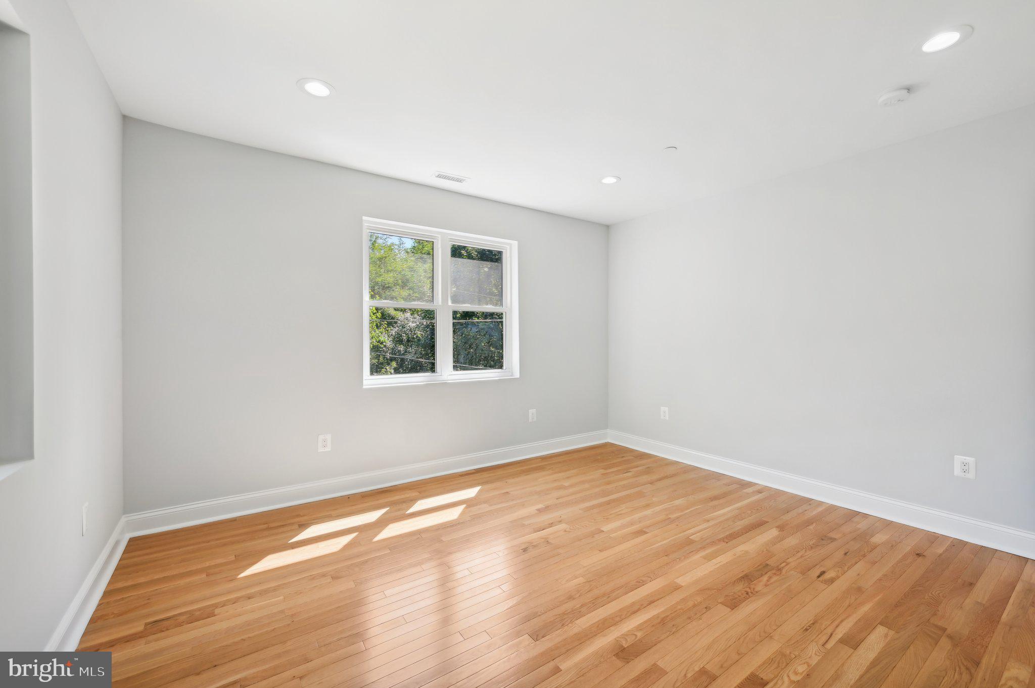 PARKTON - Residential