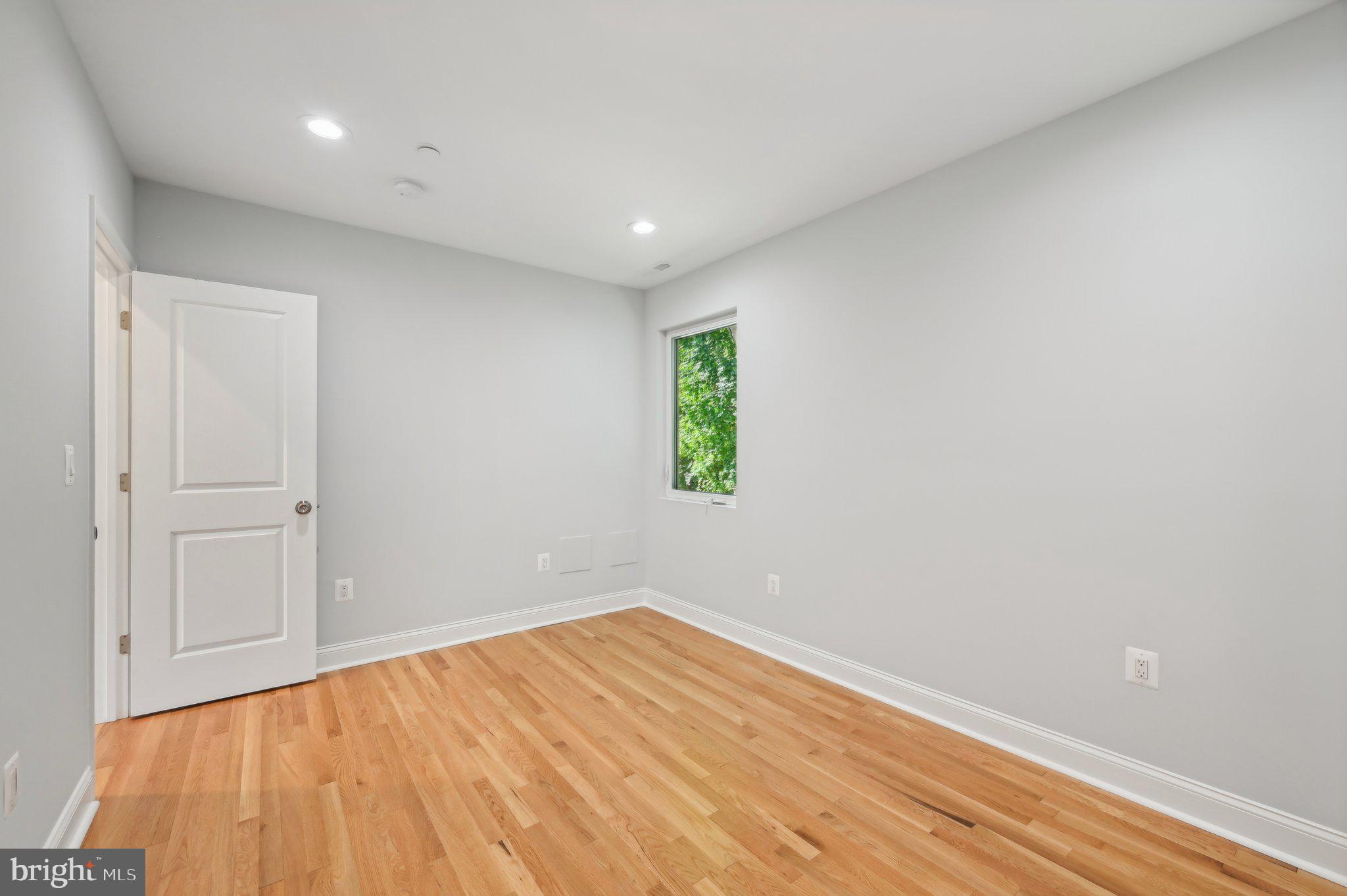 PARKTON - Residential