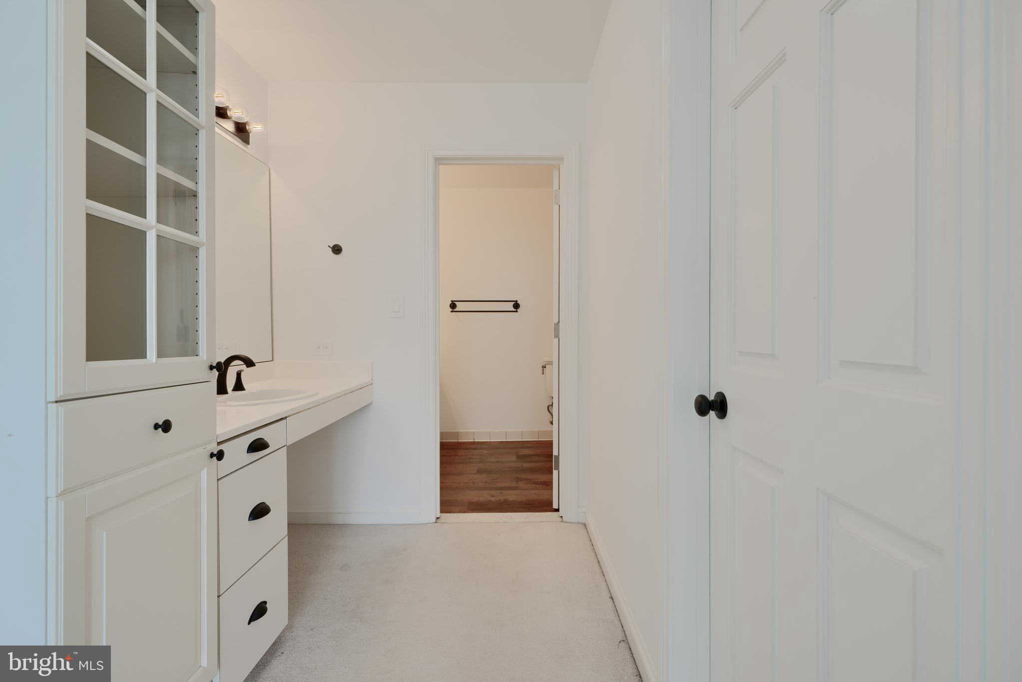 INNER HARBOR - Residential Lease