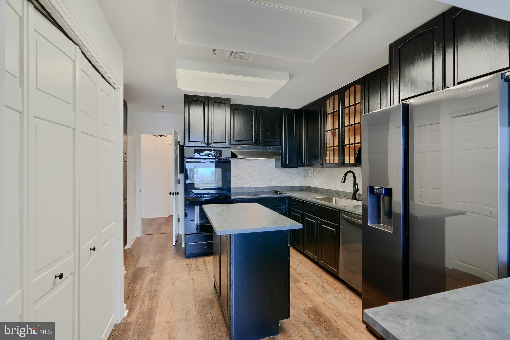 INNER HARBOR - Residential Lease