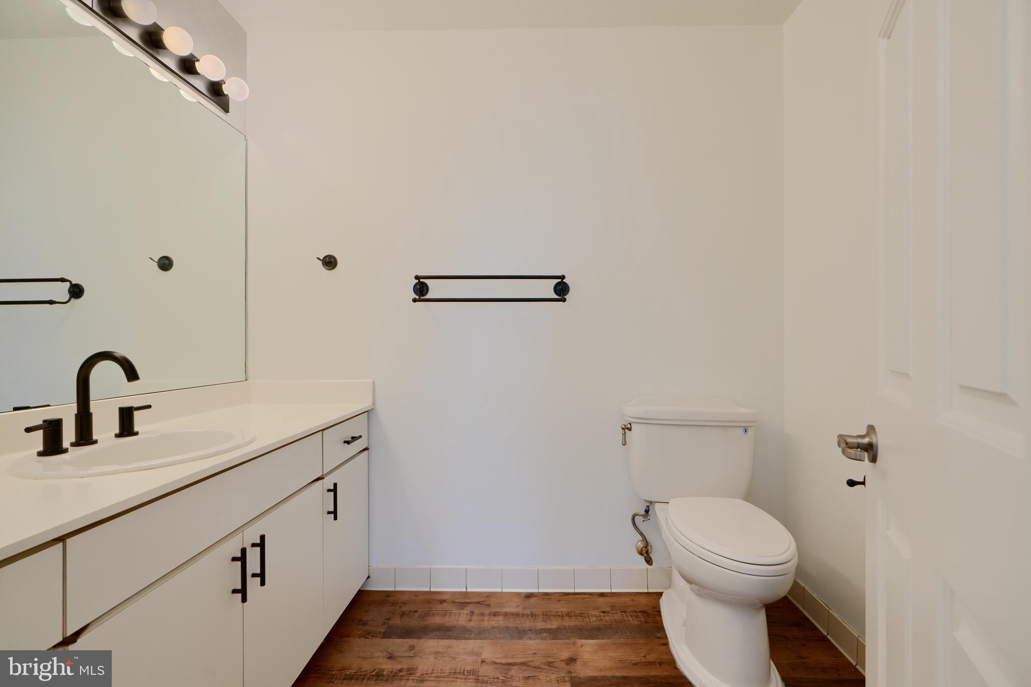 INNER HARBOR - Residential Lease