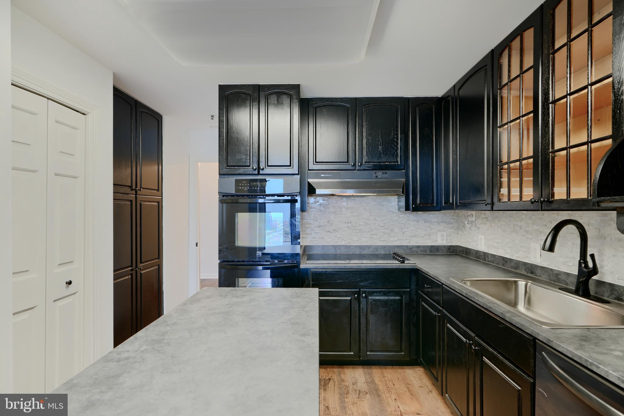 INNER HARBOR - Residential Lease