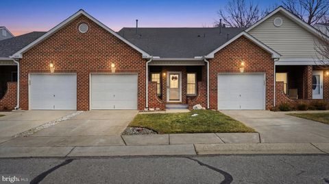 Townhouse For Sale - 926 Perry Landing Court<br/> ANNAPOLIS, MD 21401