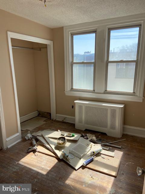 LAWNDALE - Residential