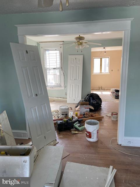 LAWNDALE - Residential