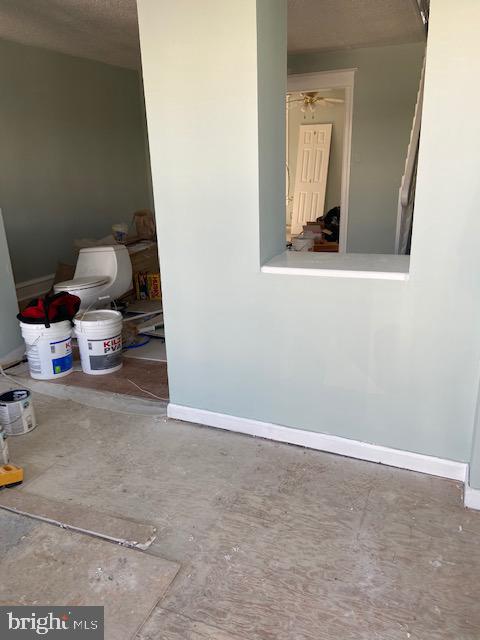 LAWNDALE - Residential