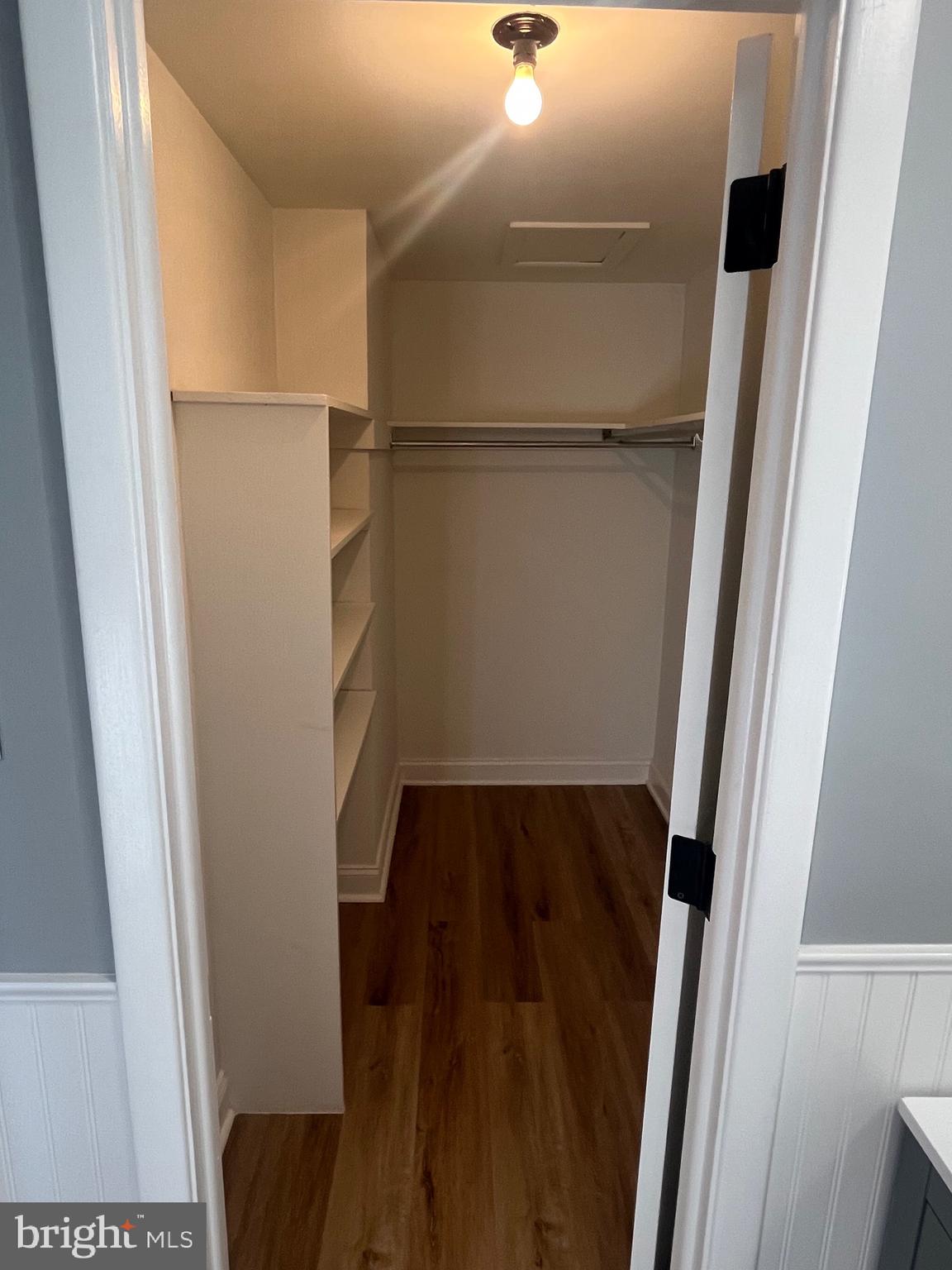 FOX CHASE - Residential