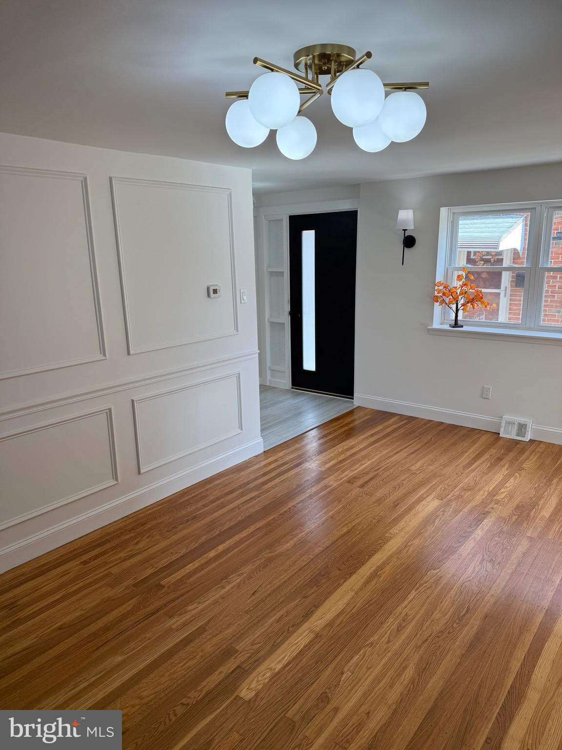 FOX CHASE - Residential