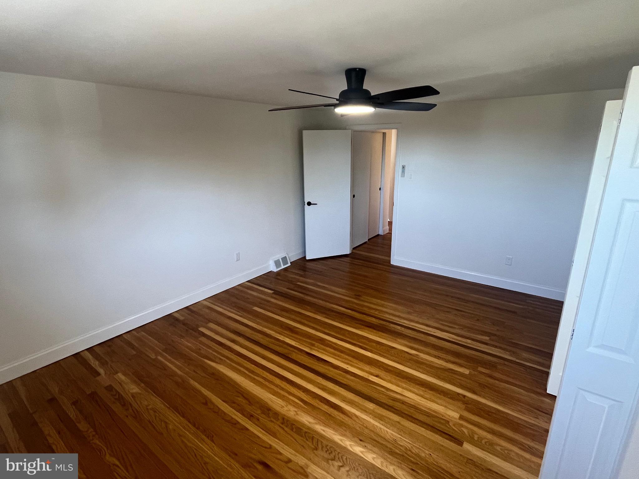 FOX CHASE - Residential