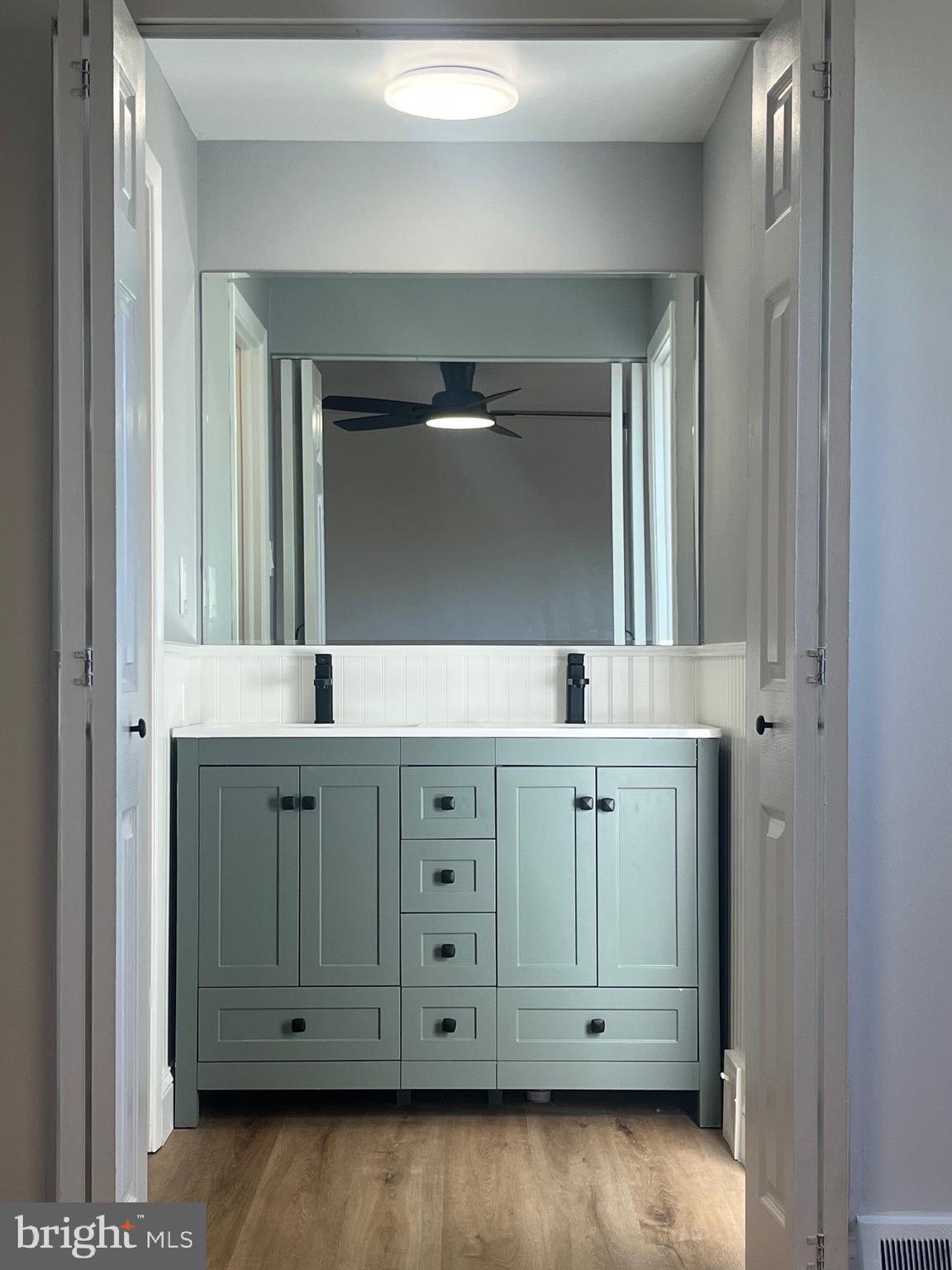 FOX CHASE - Residential