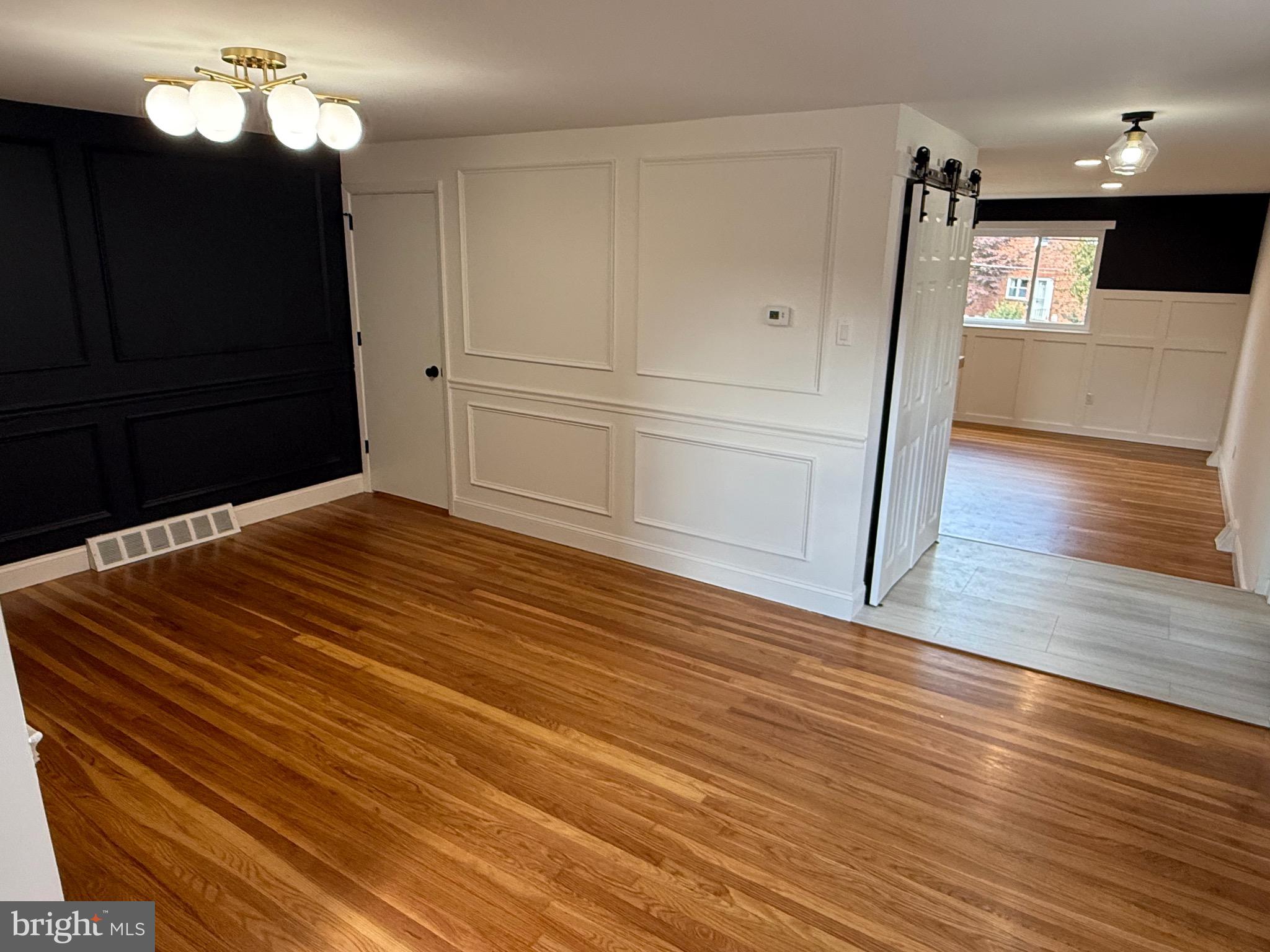 FOX CHASE - Residential