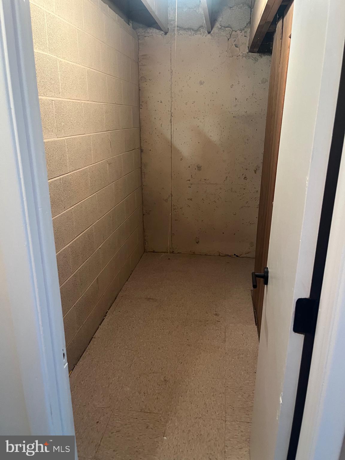 FOX CHASE - Residential