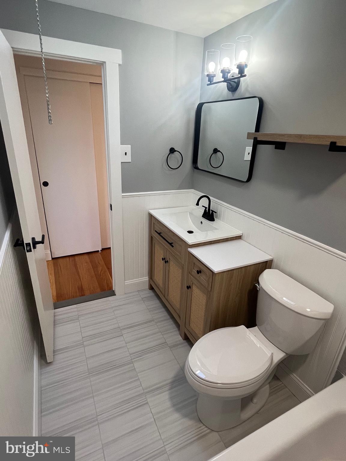 FOX CHASE - Residential