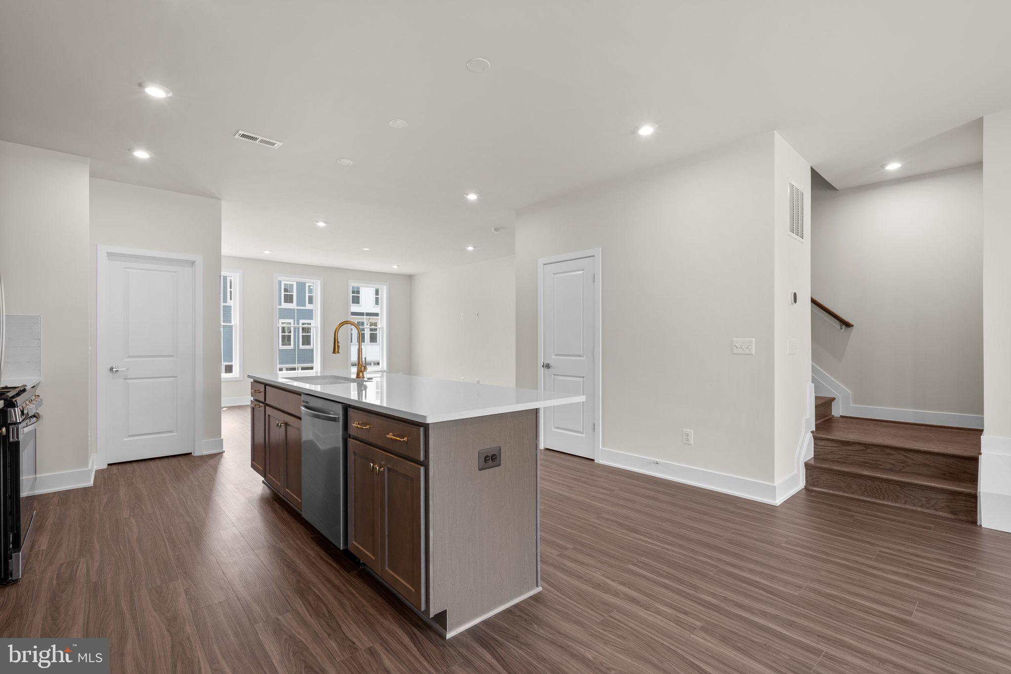 SNOWDEN BRIDGE - Residential