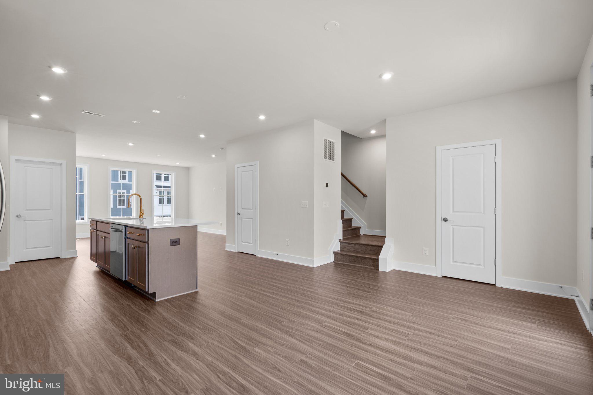 SNOWDEN BRIDGE - Residential