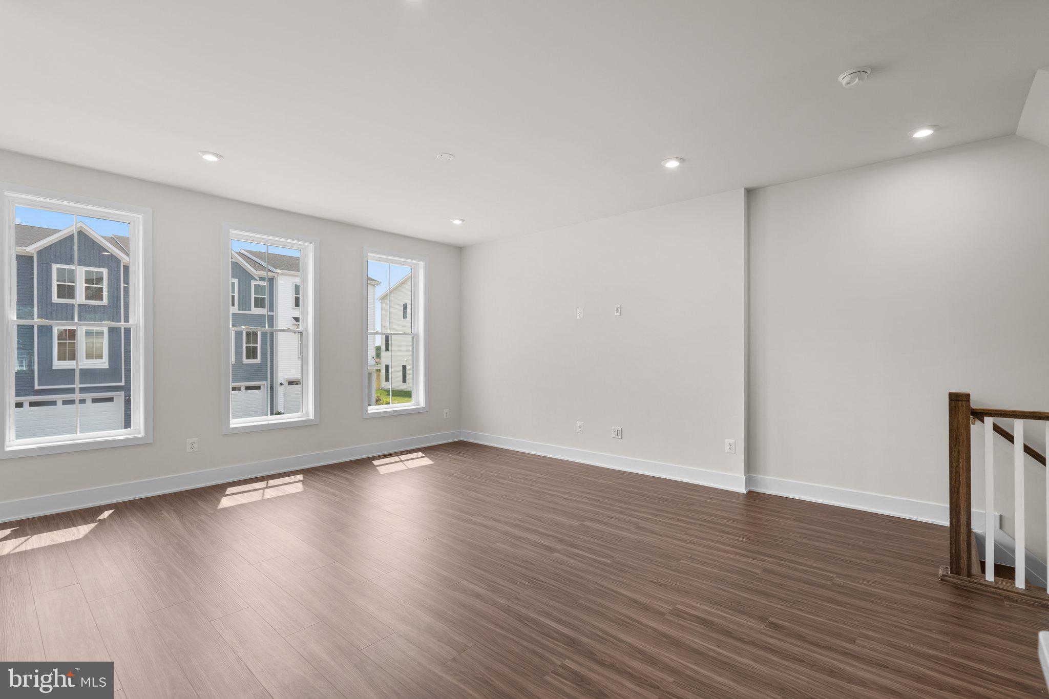 SNOWDEN BRIDGE - Residential