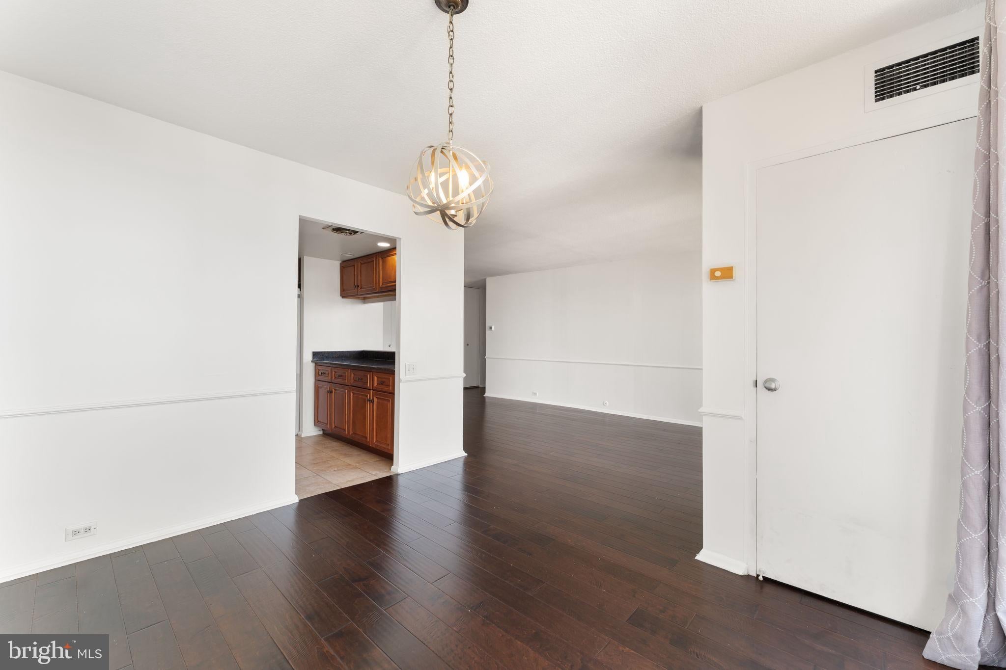 1326 SPRUCE STREET 1208
