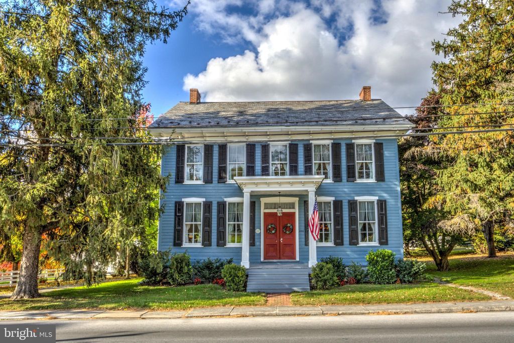 Photo of 246 MILLER ST, STRASBURG, PA 17579 (MLS # PALA2026682)