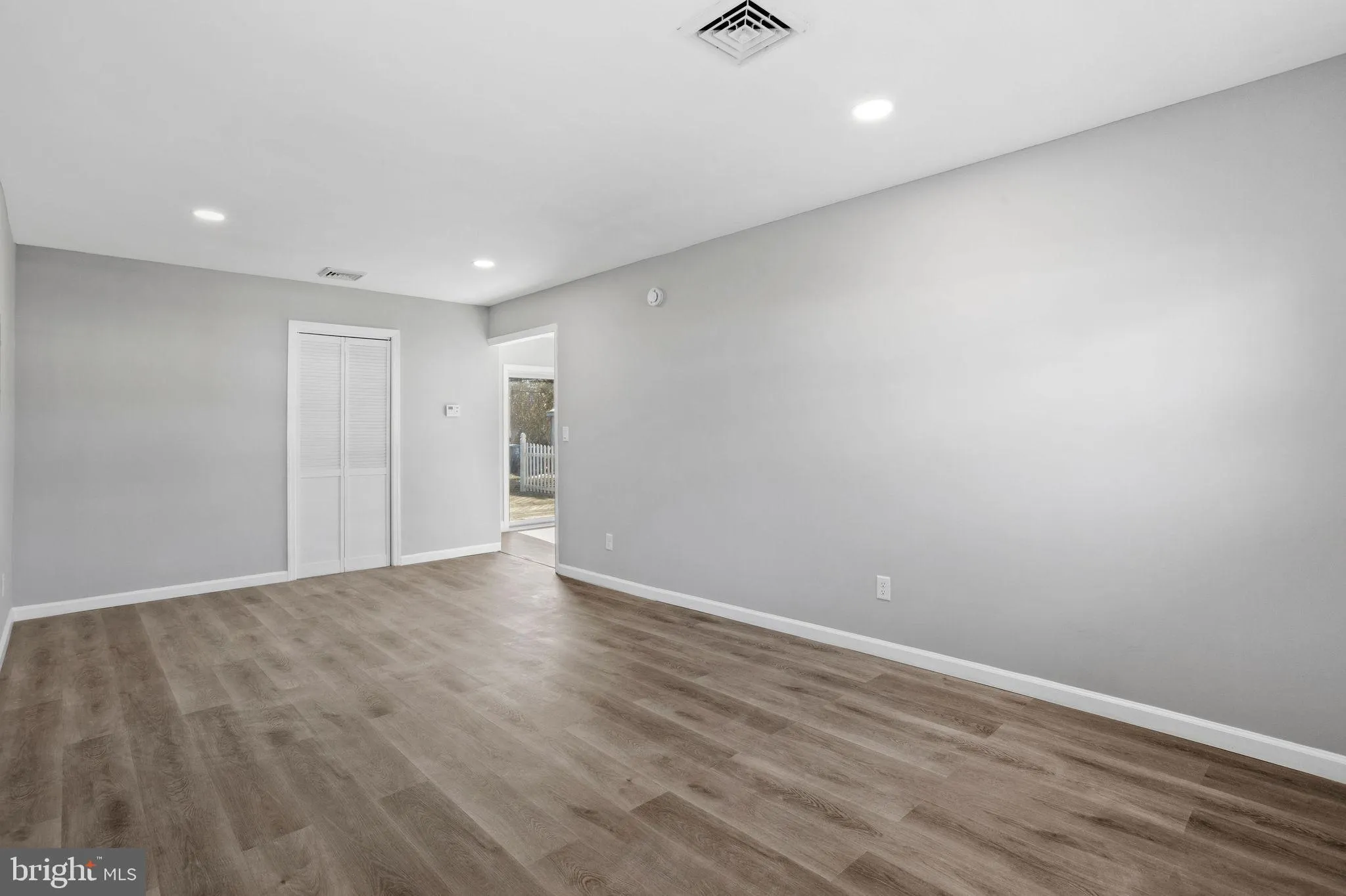 Willingboro, New Jersey 08046, United States, 3 Bedrooms Bedrooms, ,2 BathroomsBathrooms,Residential,Pending,106683