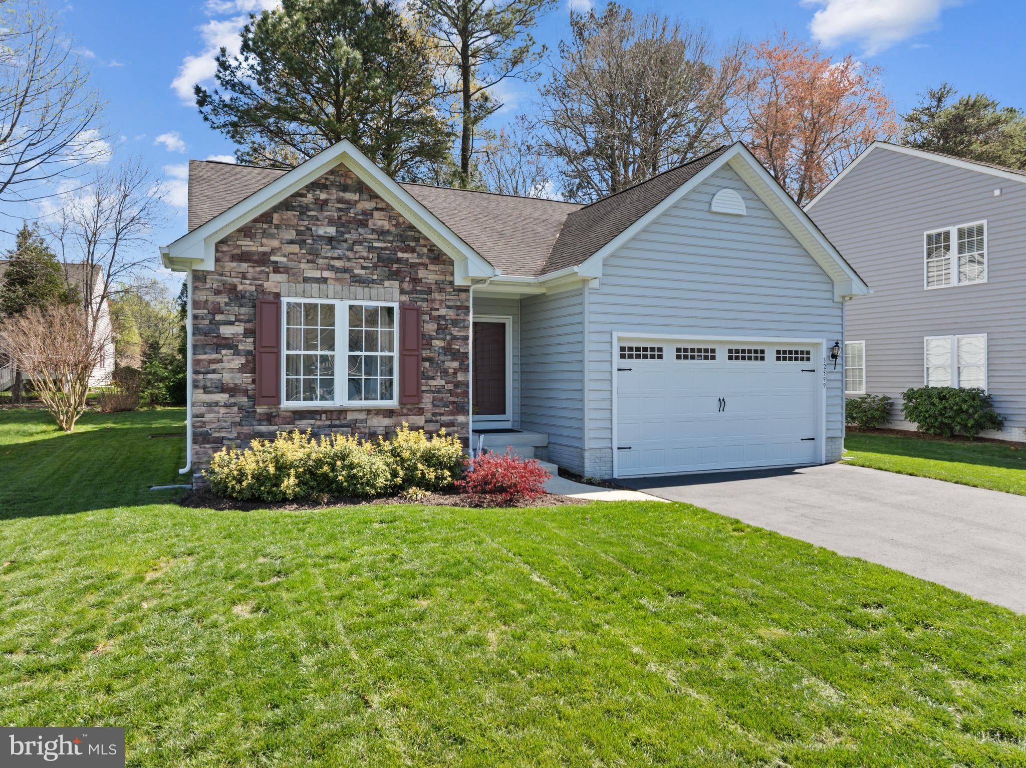 32599 SEAVIEW LOOP